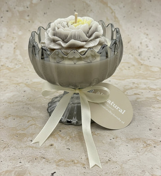 Silent Bloom – Luxury Gift Candle