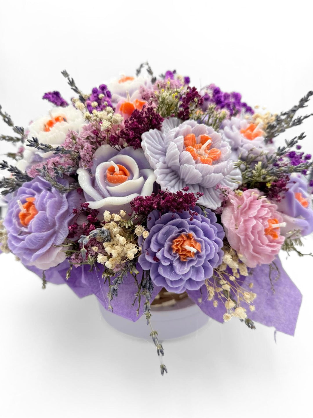 Bloemen - en kaarsenboeket