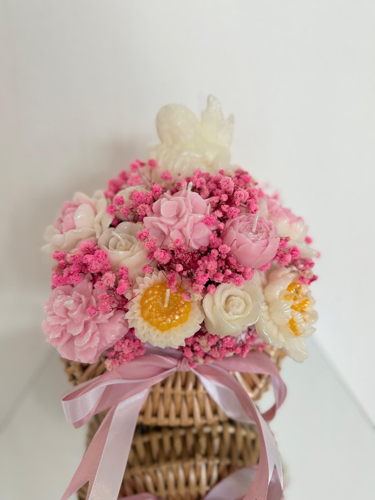 Bloemen - en kaarsenboeket